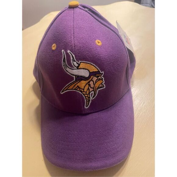 Minnesota Vikings Hat - Picture 1 of 6